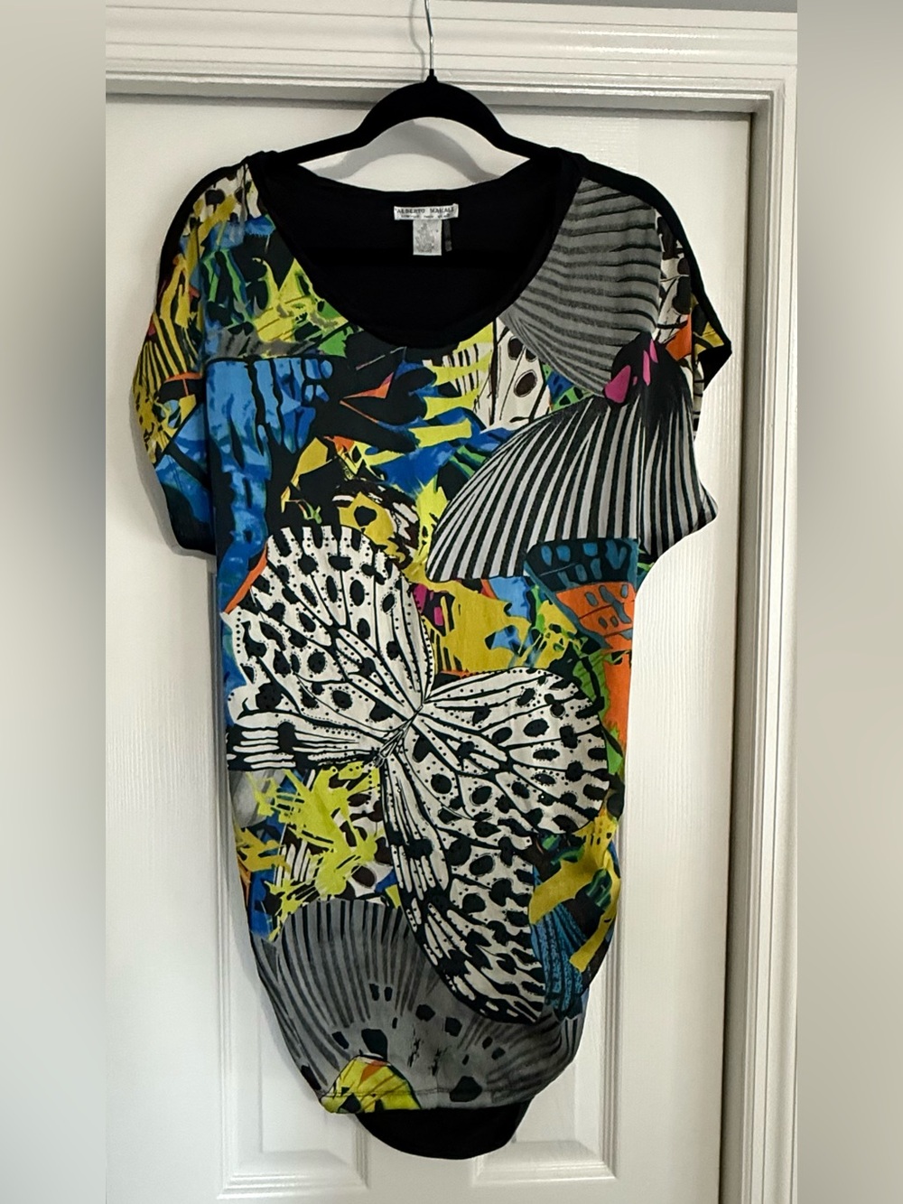 Alberto Makali Multicolor Butterfly Print Short Sleeve Top